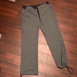 Athleta Flexible Style Wool Dress Style Pants